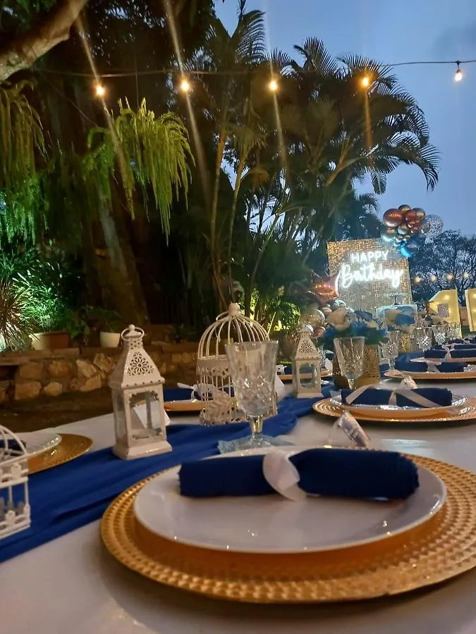 Iguanazu Bed & Breakfast Guayaquil 3*,  Ecuador