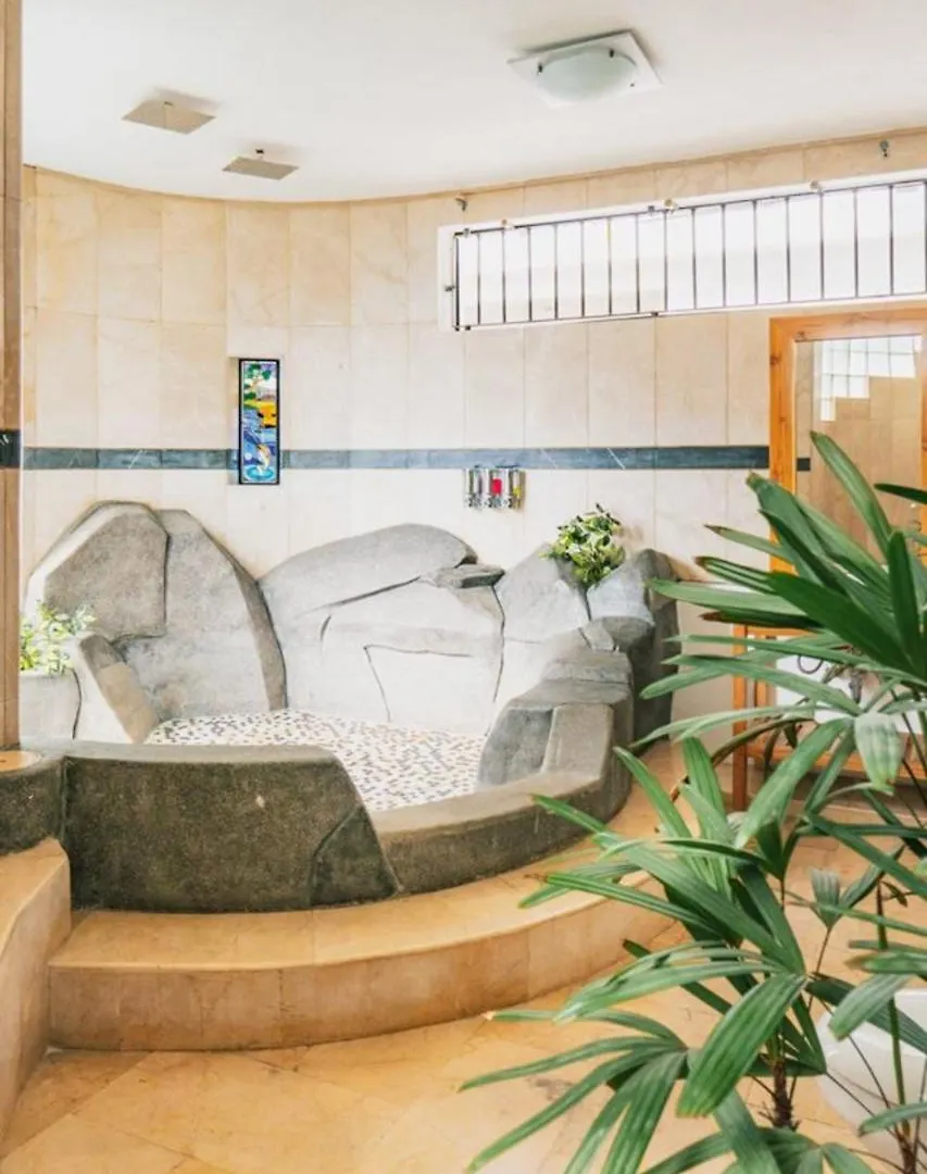 Iguanazu Bed & Breakfast 과야킬