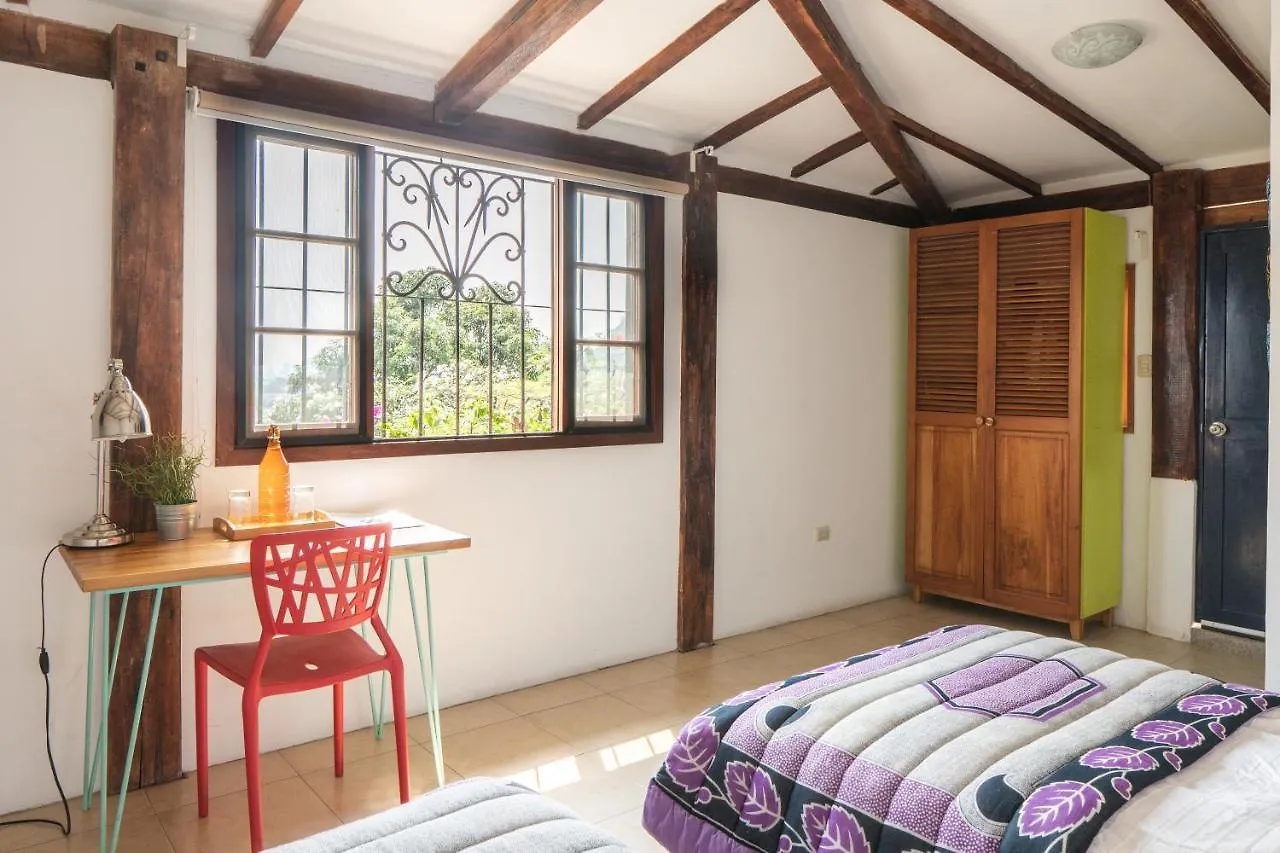 Iguanazu Bed & Breakfast Guayaquil